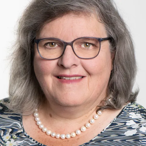 Bettina Graf