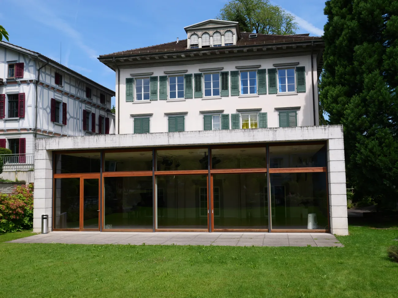 Grosser Saal vom ref. Kirchemeindehaus Rosengarten