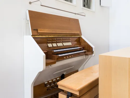 Kuhn Orgel Marienkirche Samstagern - Spieltisch